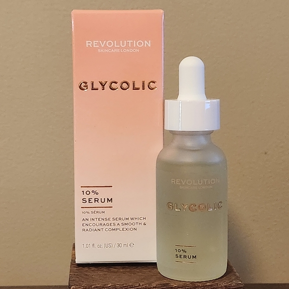 Revolution Skincare Glycolic 10% Serum - Peach and White - Picture 1 of 6